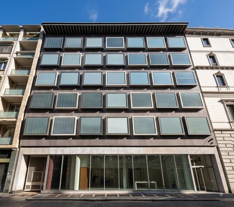 Uffici Milano via Turati — Italy